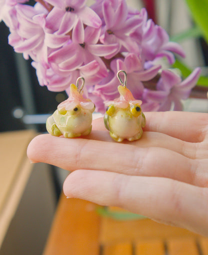 Silly Frog Earrings Pink