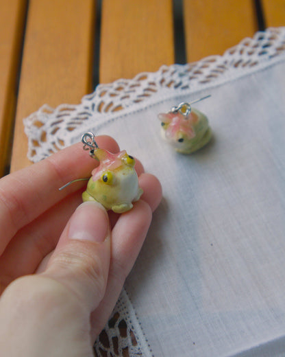 Silly Frog Earrings Pink