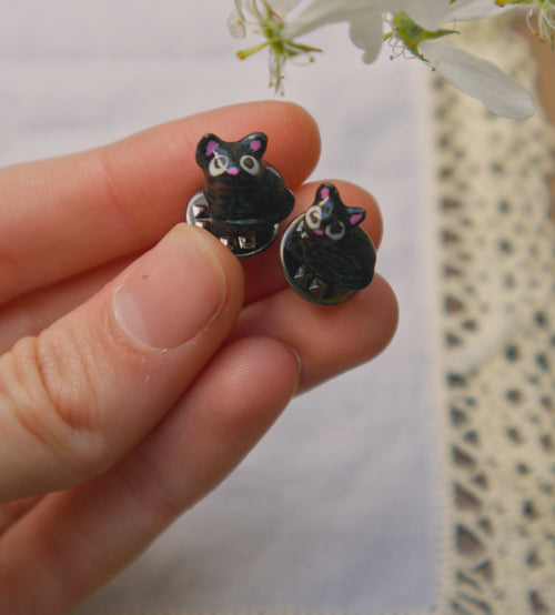 Very Mini Kitty Pin