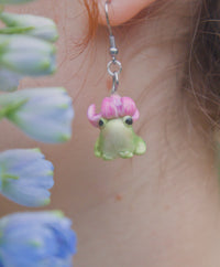 Hyacinth Hat Frog Earrings