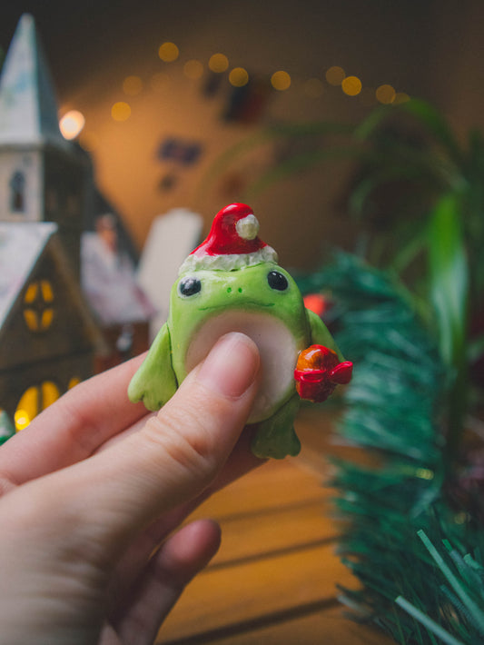 Froggy Christmas Pocket Worry Stone
