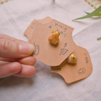Green Frog and Brown Toad Pin
