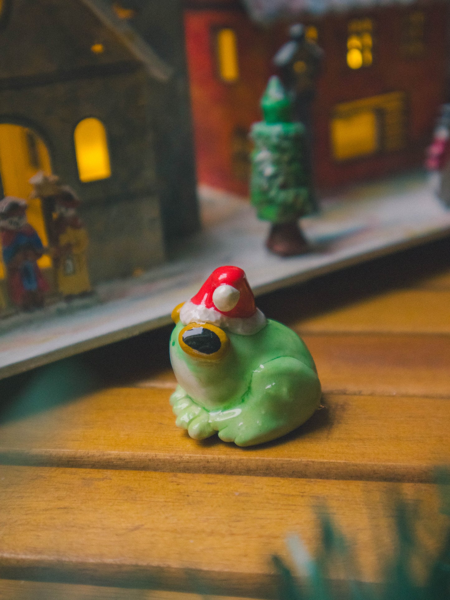 "Gloria" the glorious Christmas Frog Desk Buddy
