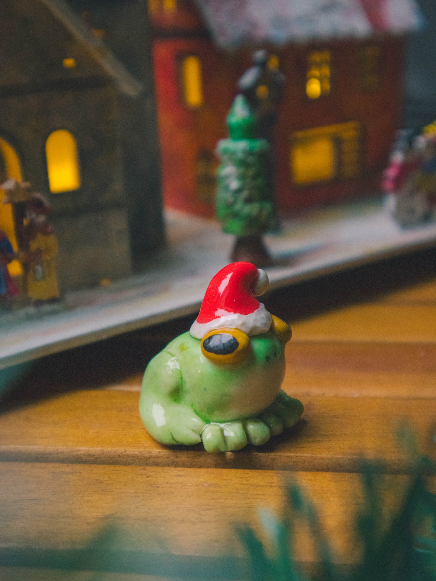 "Gloria" the glorious Christmas Frog Desk Buddy